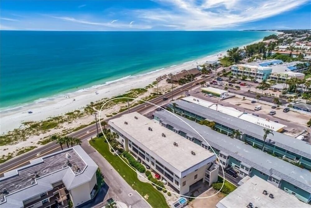 Gulf Watch 204 2 Bedroom Condo by RedAwning