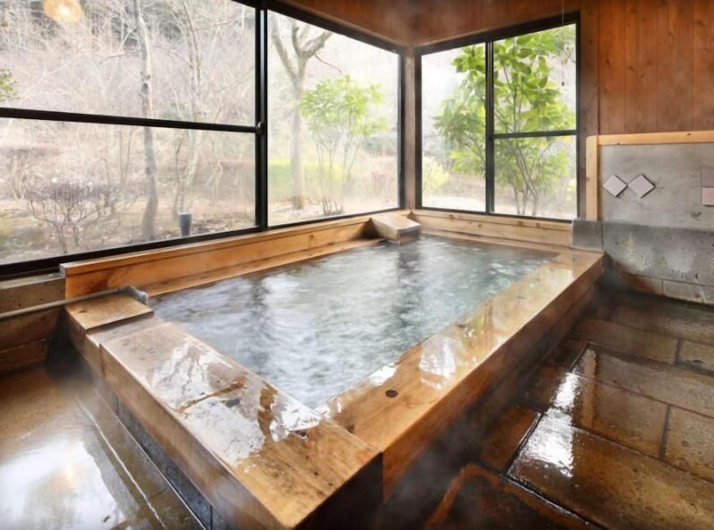 yamakawaonsen kosugian