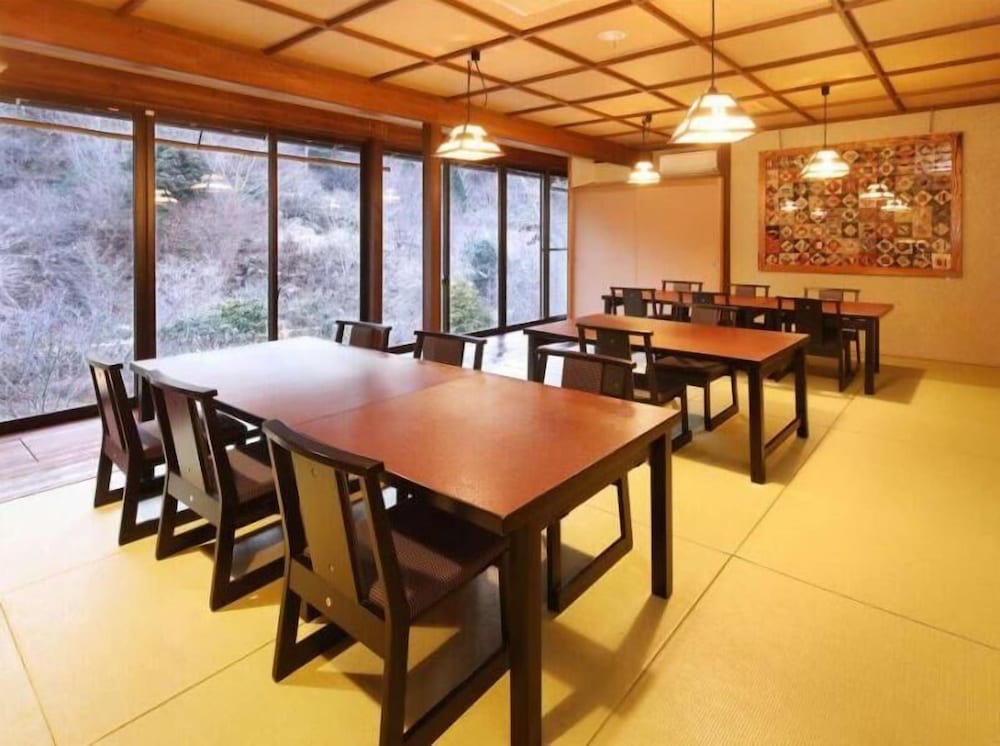yamakawaonsen kosugian