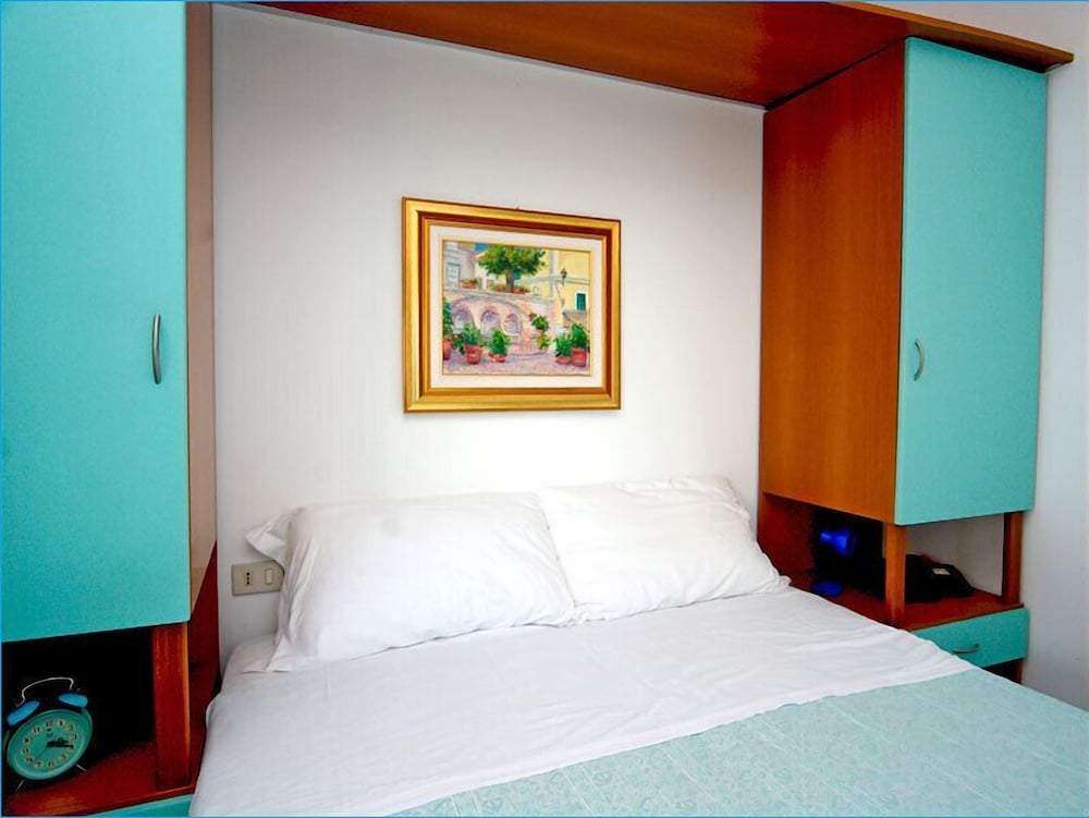 IHR Europe Garden Village photo 4