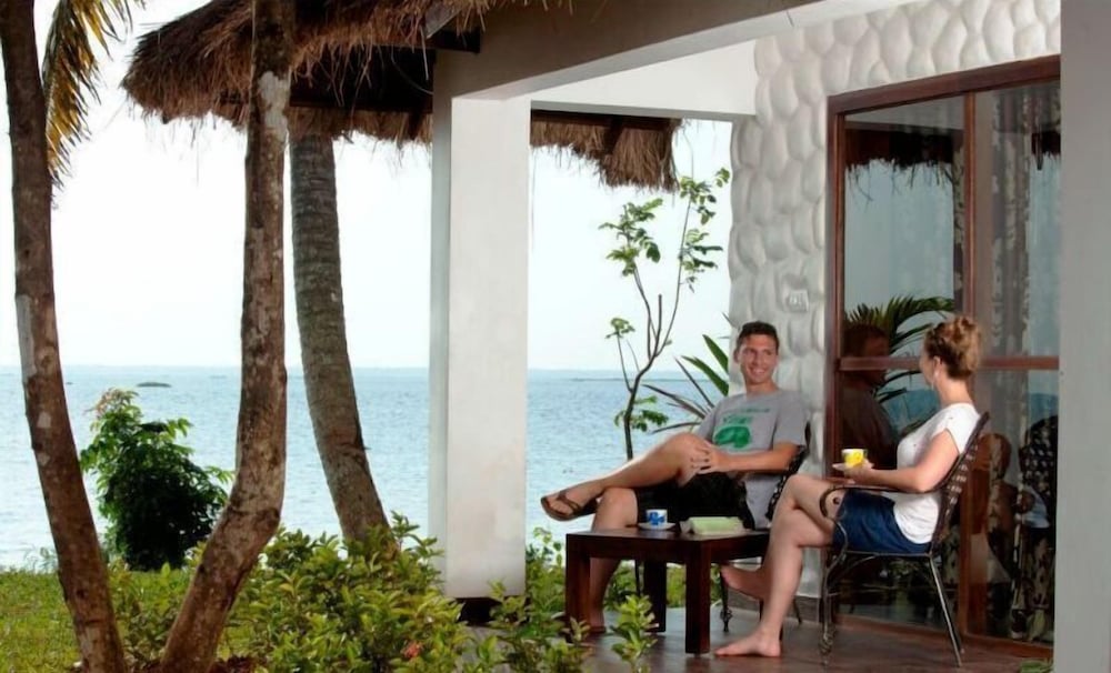 Deshadan Backwater Resort