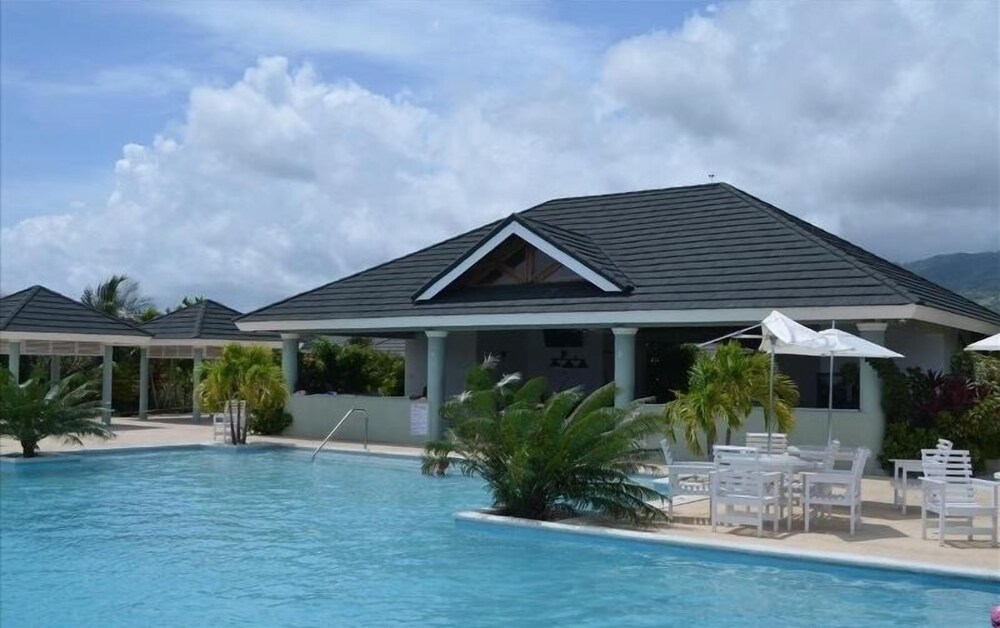 Oceanic View Apartment at Fern Court, photo 66