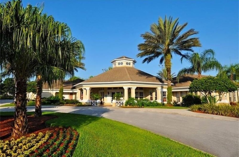 Themed 3-Bedroom Townhome w/Private Pool Near Disney - Windsor Palms 3 Townhouse