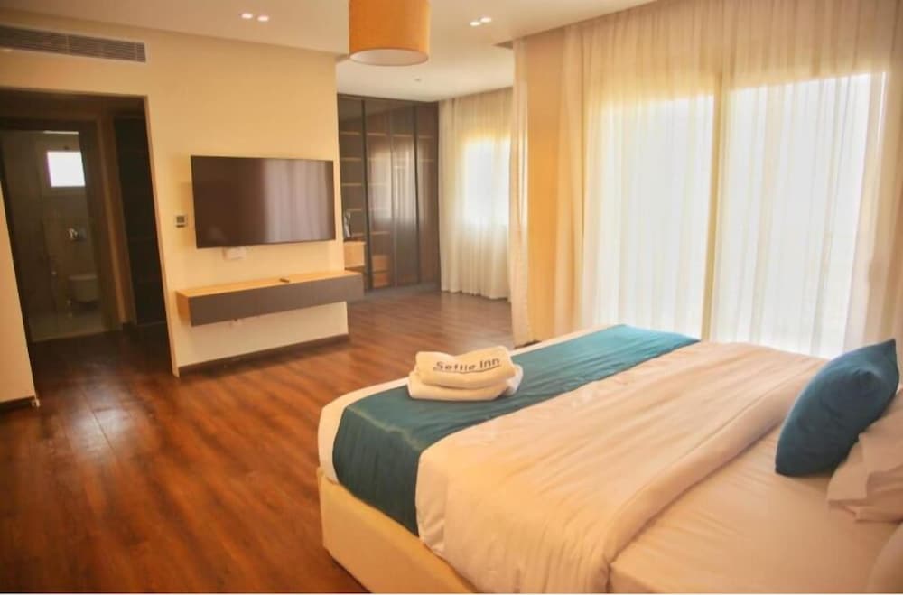 Settle Inn Cairo Festival City Villa