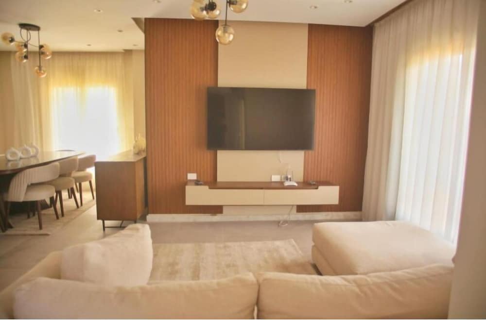 Settle Inn Cairo Festival City Villa