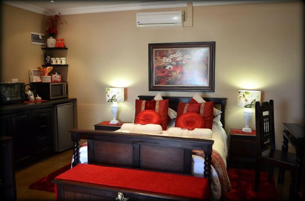 De Stallen Guesthouse