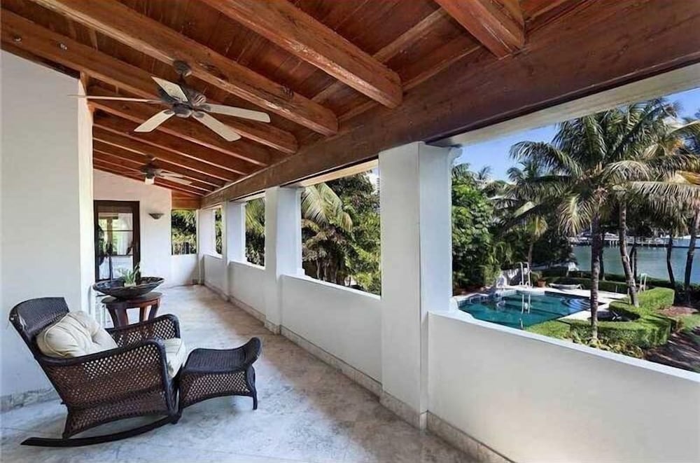 6 Bedroom Homes in Miami Beach by TMG
