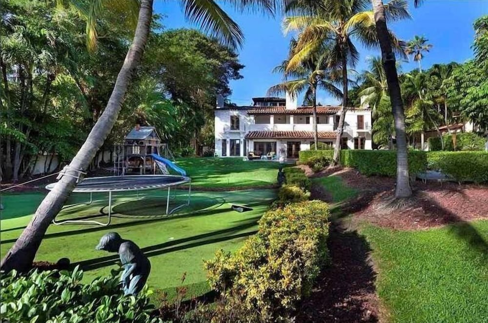 6 Bedroom Homes in Miami Beach by TMG