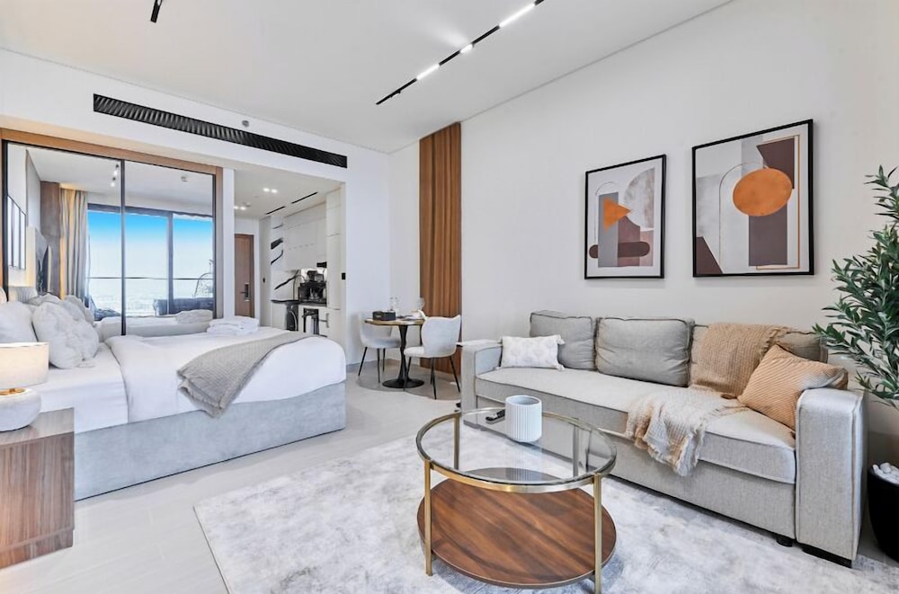 bnbme - Trillionaire Residences - STUDIO