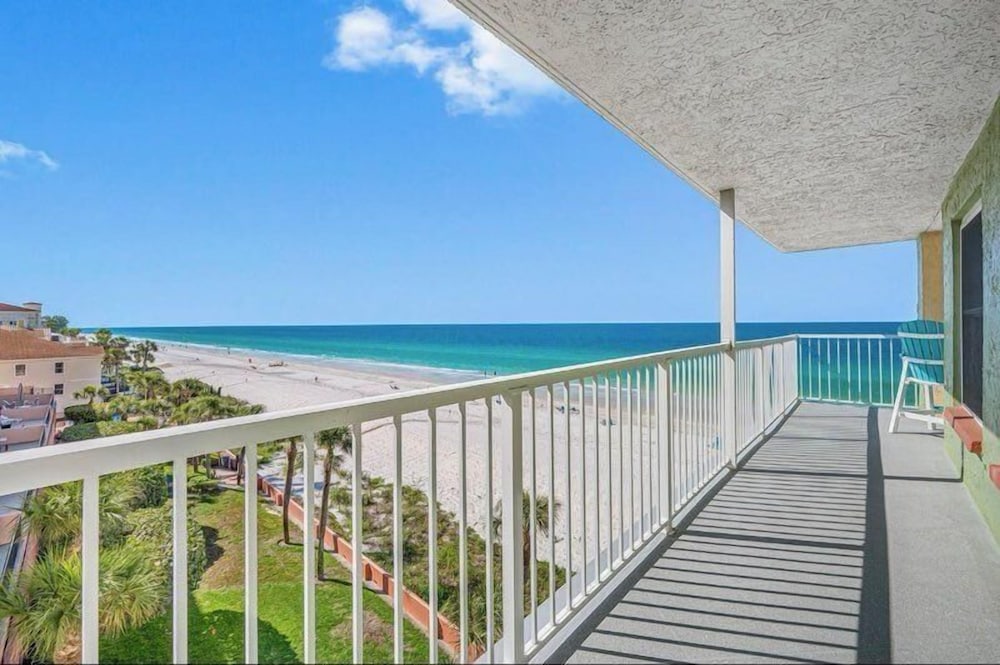 The Pointe #401