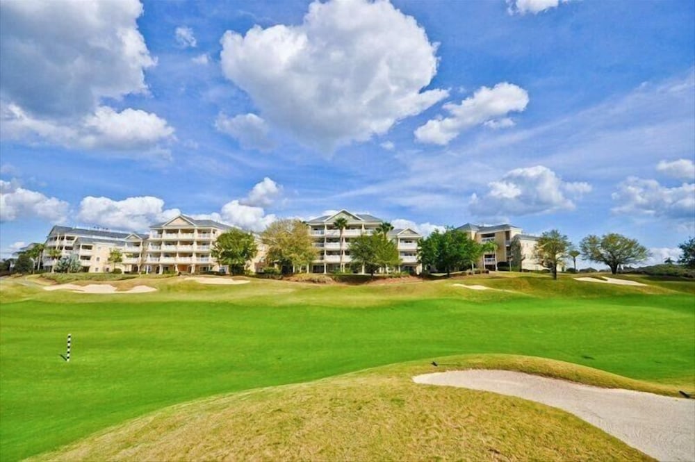 Condo Centre Court Haven 3 Bedroom Reunion - Image 1