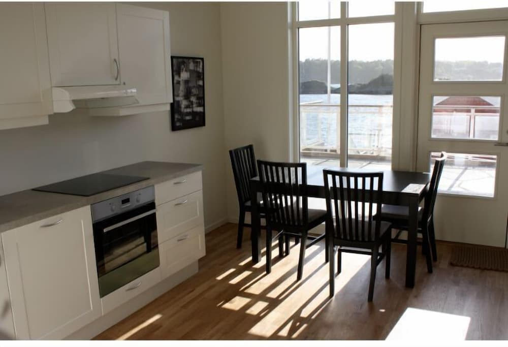 StayPlus Exclusive Seafront Holiday Home view 3
