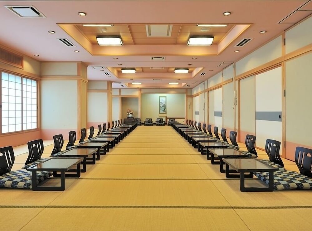 meeting & event spaces