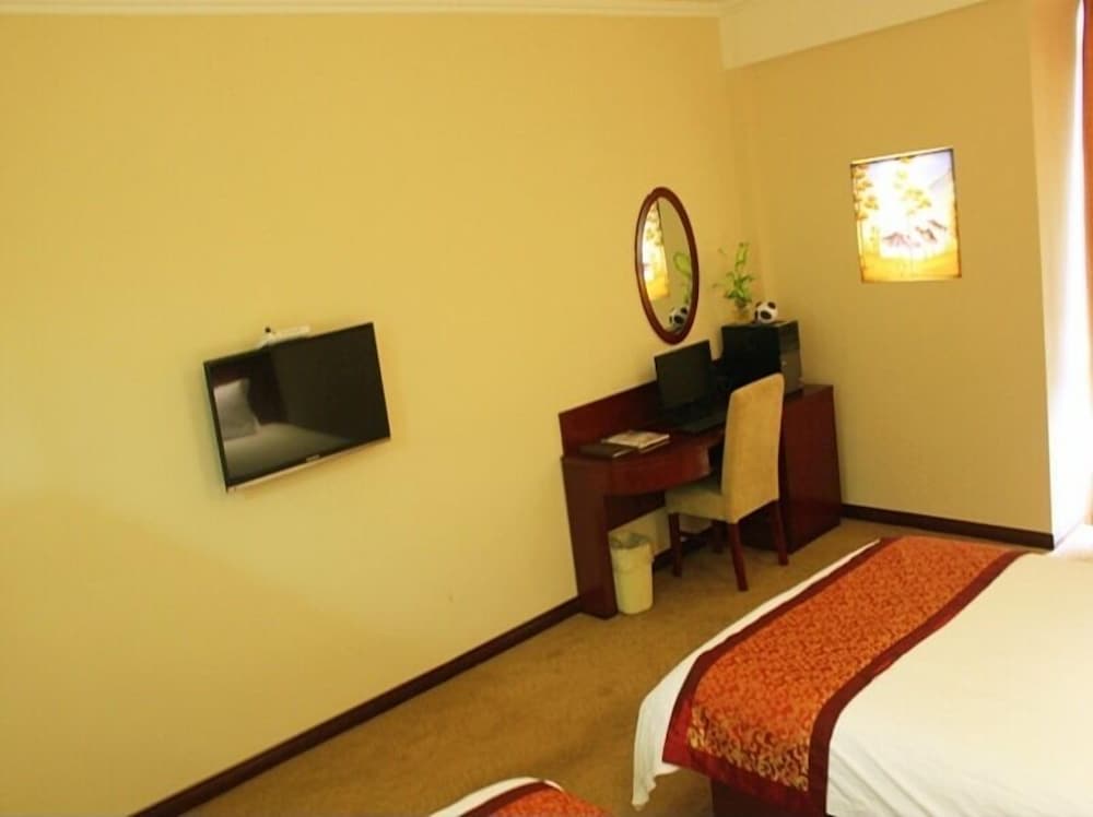 GreenTree Inn Zhoushan Putuo Donggang Hotel