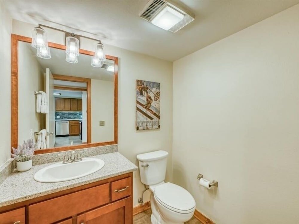 1-Bedroom plus Loft at The Pines with Forest Views, No Cleaning Fees, Kids Ski Free 1 Condo
