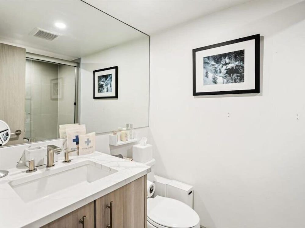 Chateau Eau Claire & Roaring Fork by Frias Properties