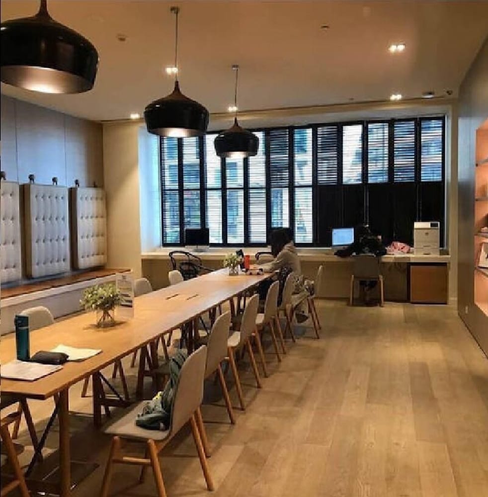 meeting & event spaces