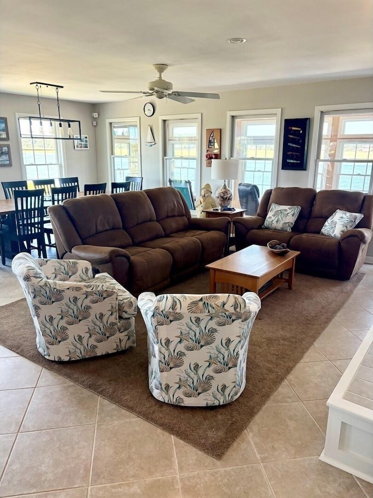 Island Time 3 Bedroom Home