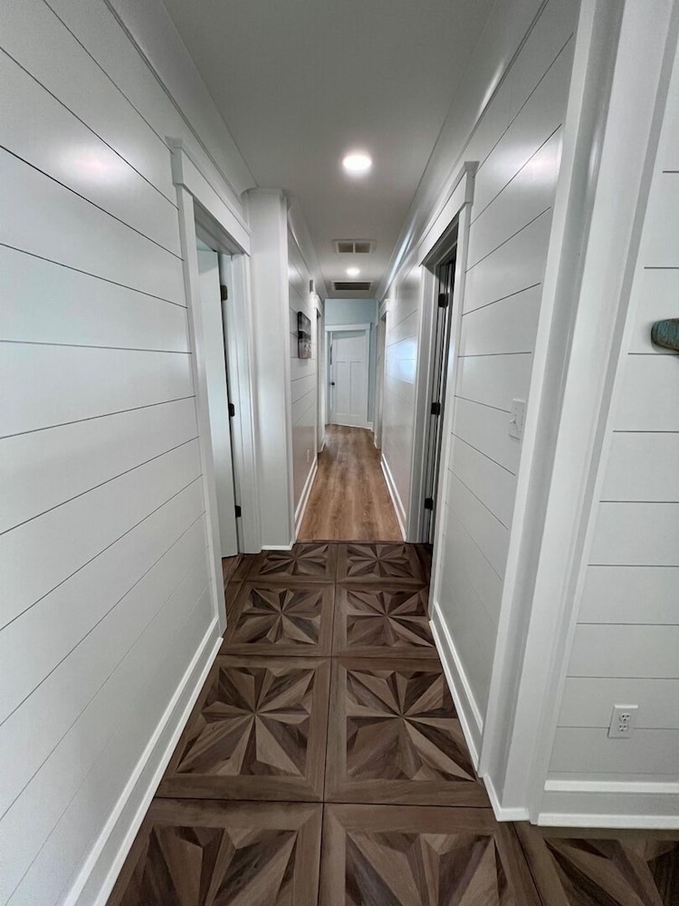 Boston Commons Penthouse 5 Bedroom Condo by RedAwning