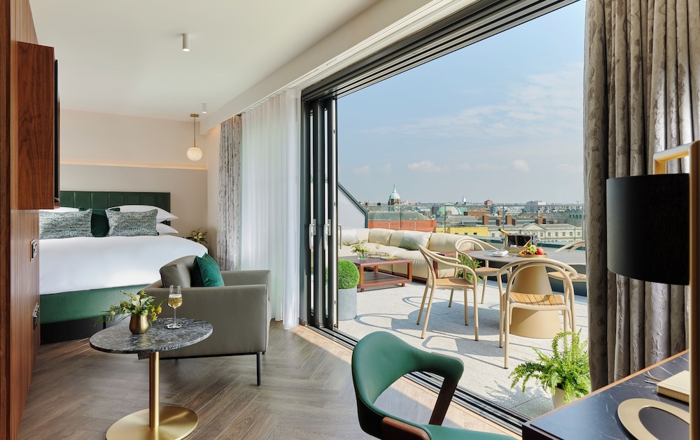 The Chancery Hotel 18