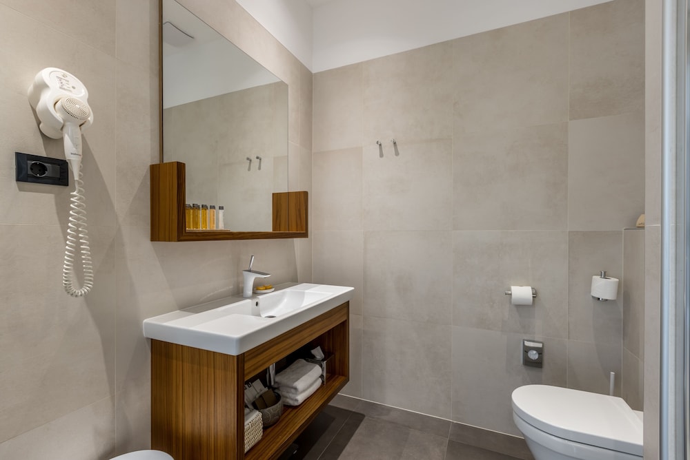 Cornaro Hotel 58