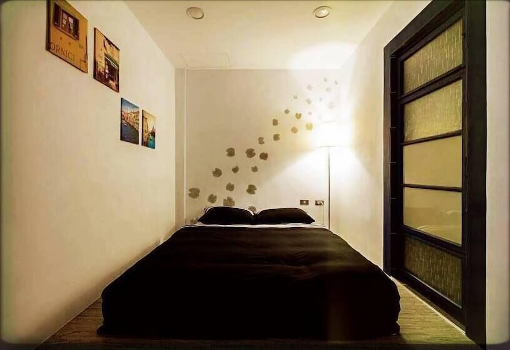 Tainan Dear House