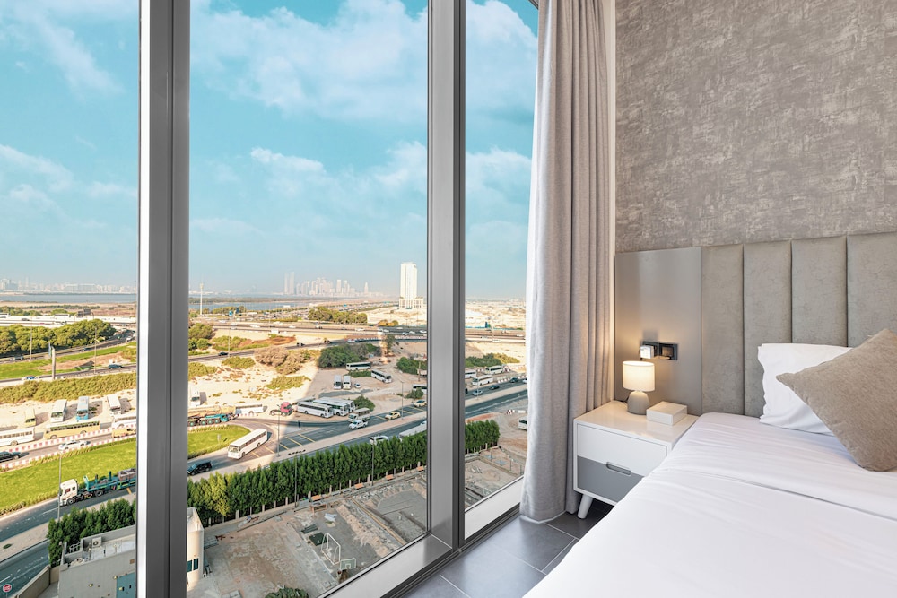 Sobha Suites by Hostiva - Burj View
