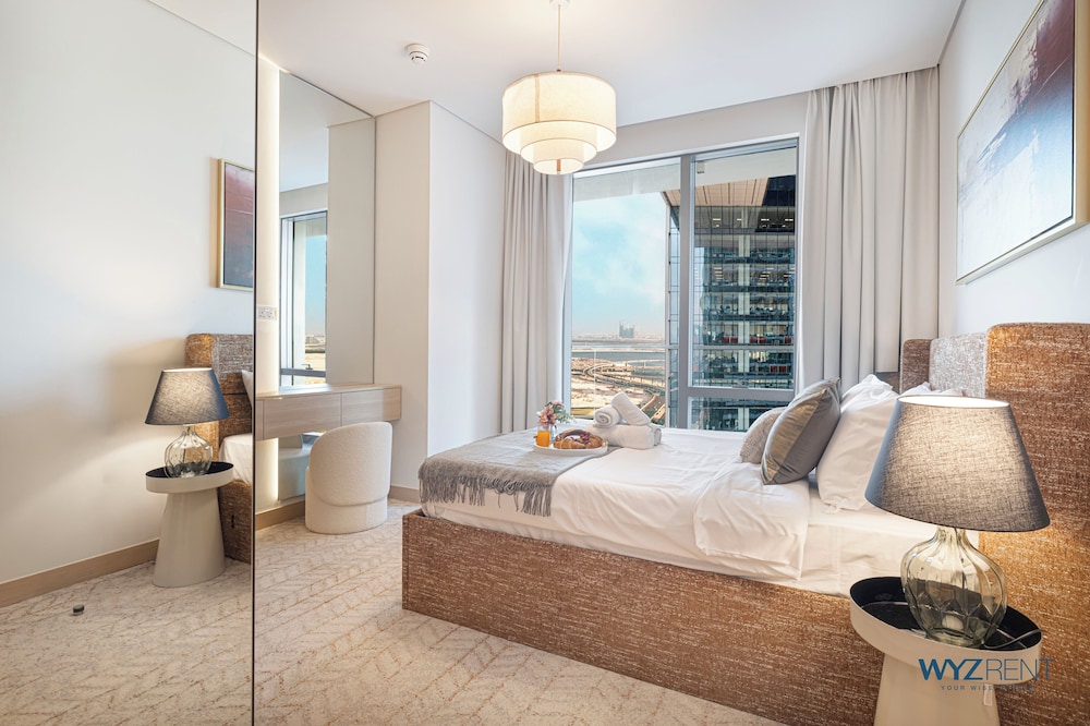 1BR Vida Dubai Mall Direct Mall Access