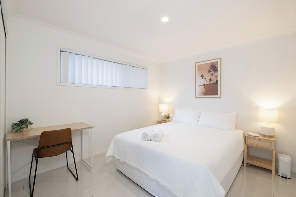 Smart Suites Self Check-in Apartments - 16 Darnley
