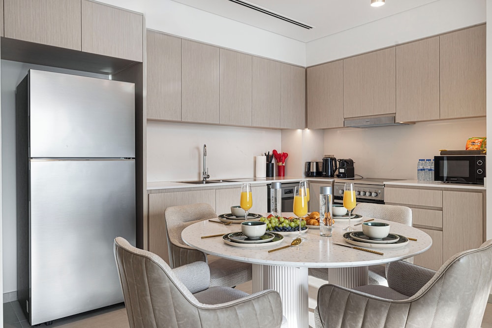 Grande Suites by Hostiva - Sea View