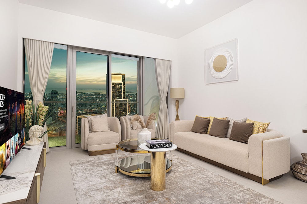 Grande Suites by Hostiva - Sea View