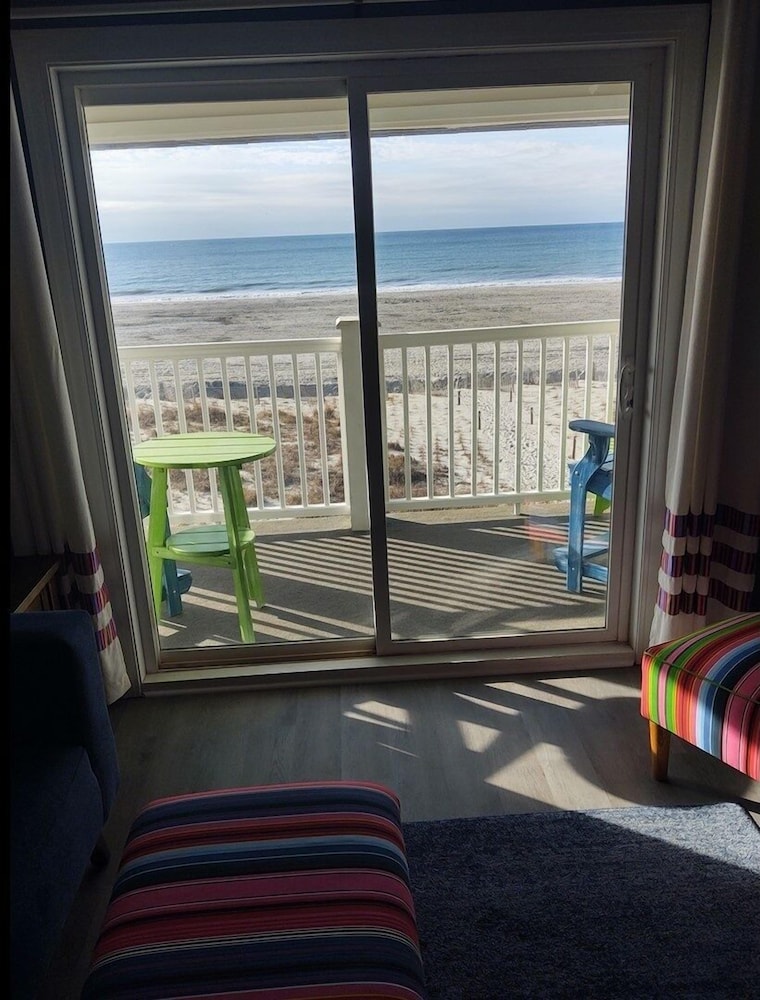 Next 2 Paradise-203 2 Bedroom Condo by RedAwning - Property Image 13