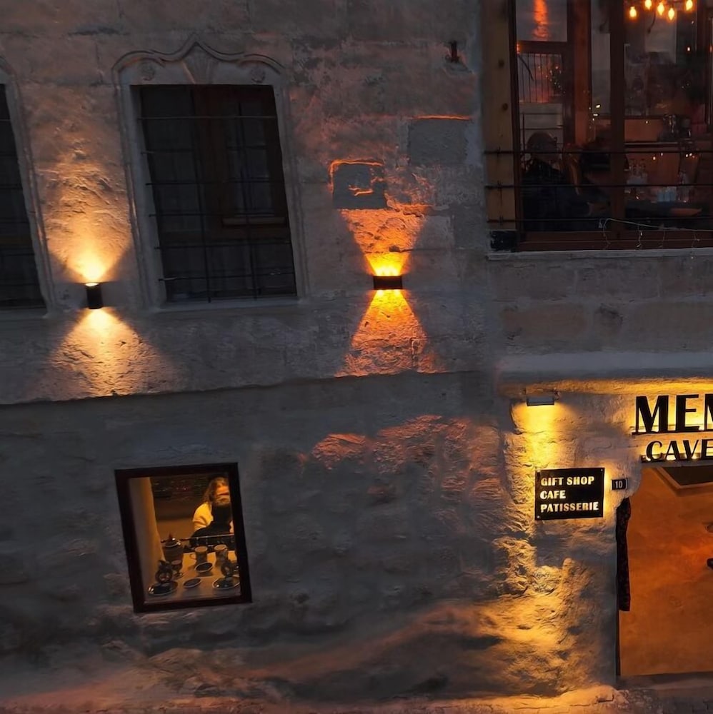 Memory Cave House