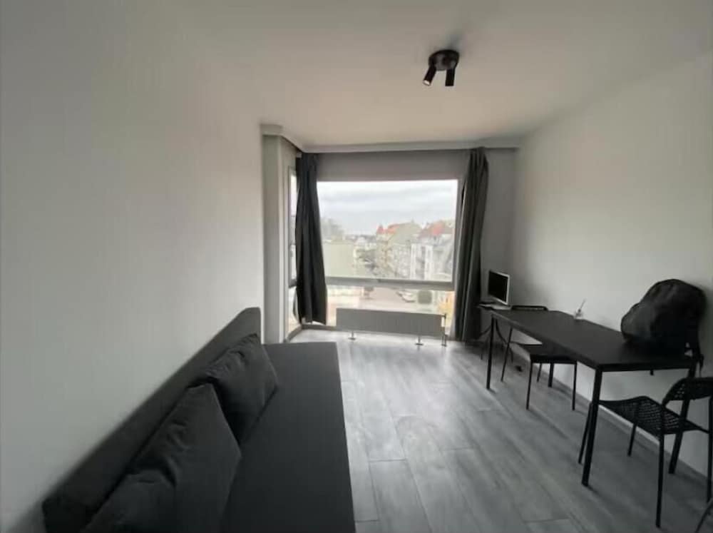 Room-central Cozy Fully Equiped Studio