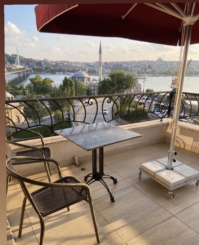 Galatolia Suites - Image 30