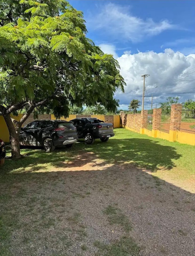 POUSADA PEQUIZEIRO