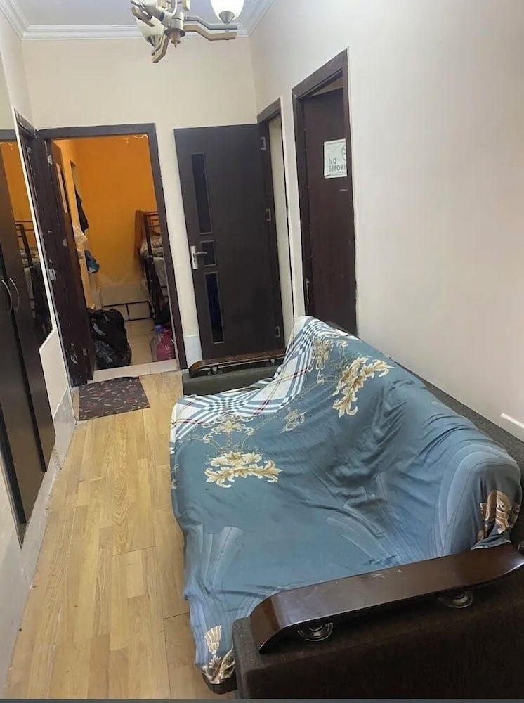 Gujrati dera hostel