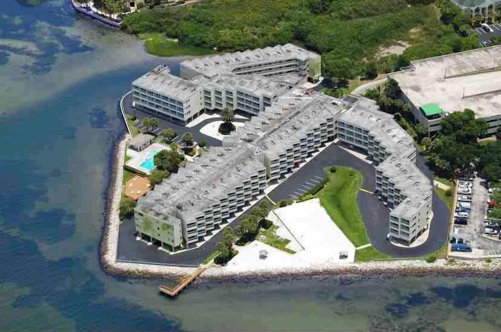The Flamingo Balcony Waterview Heated Pool