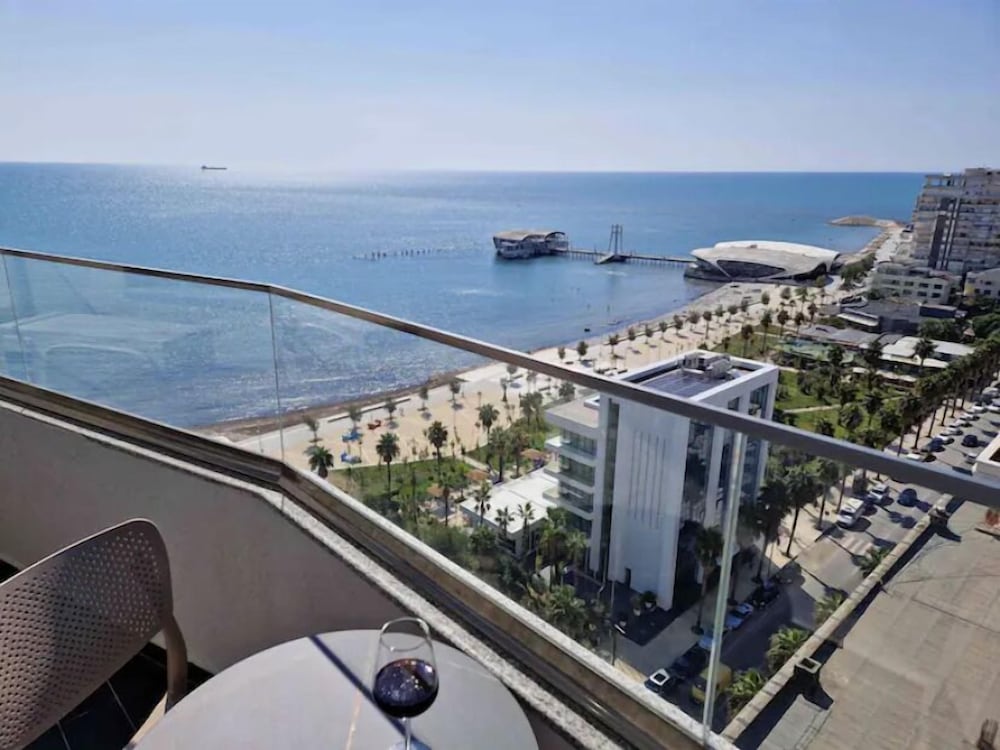 Seaview Luxury