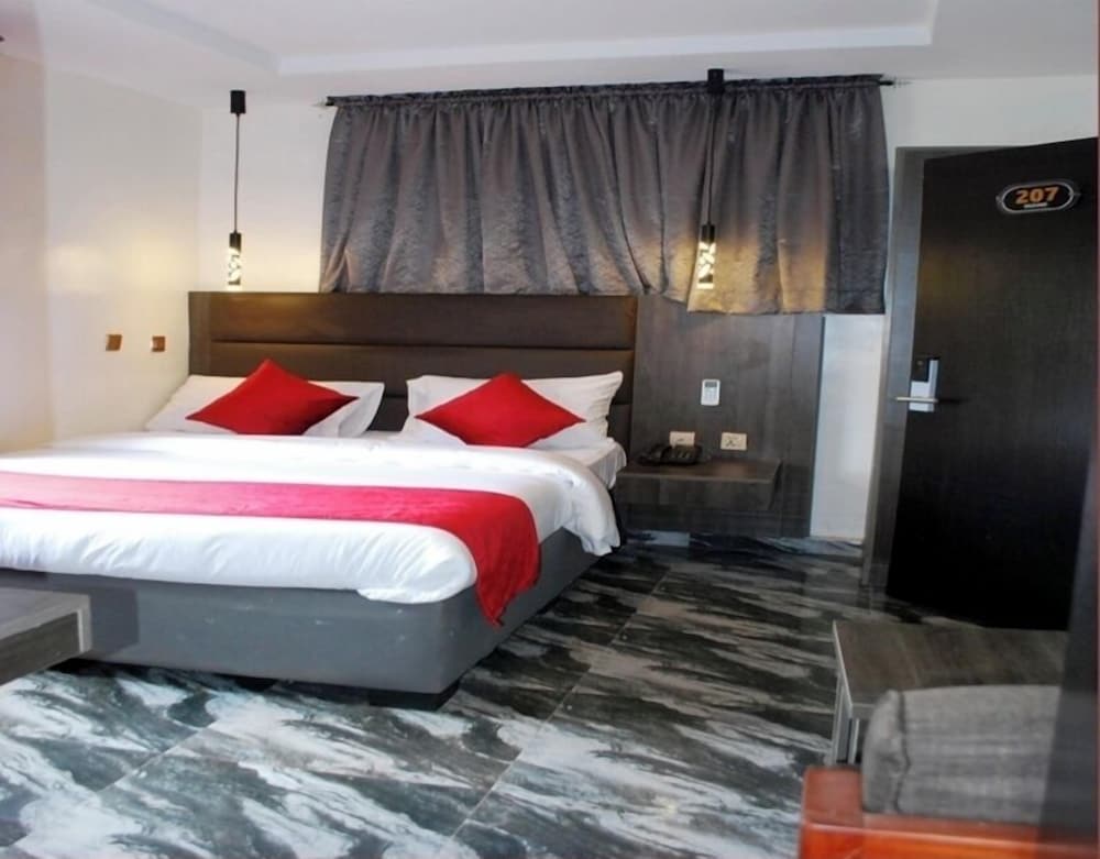 BOSTON HILLS RESORT & HOTEL LTD view 3