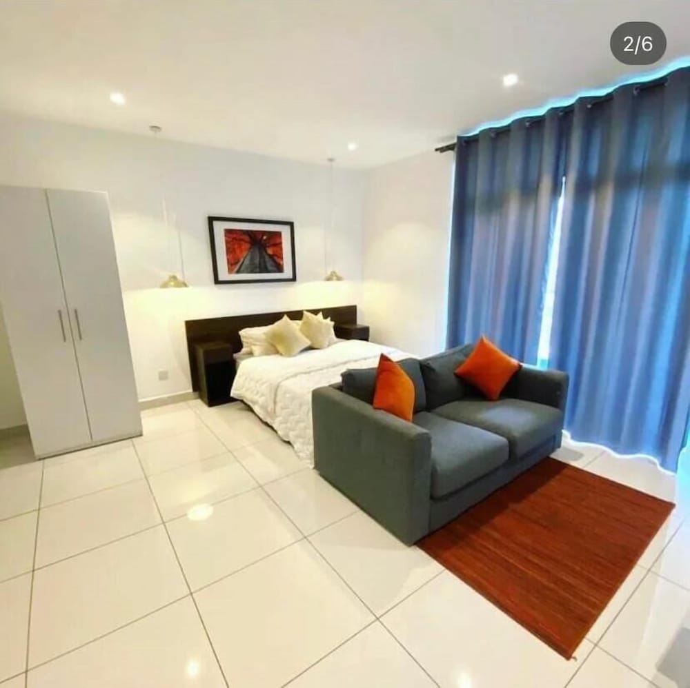 GOLDEN BREEZE SUITES view 4