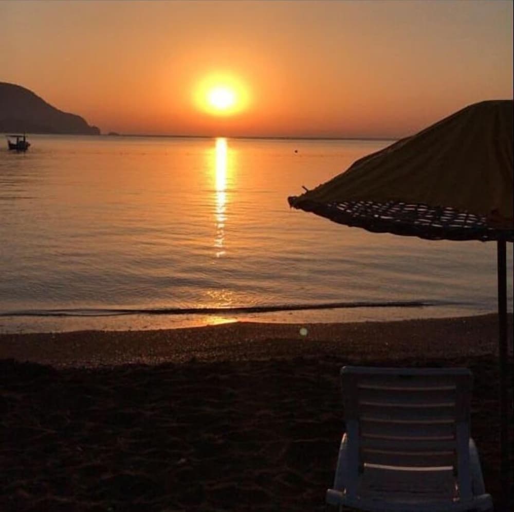 Akasya Pansiyon view 3