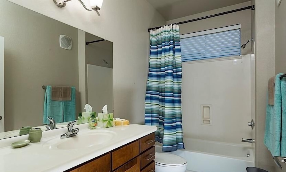 Glendale Getaway By Signature Vacation Rentals