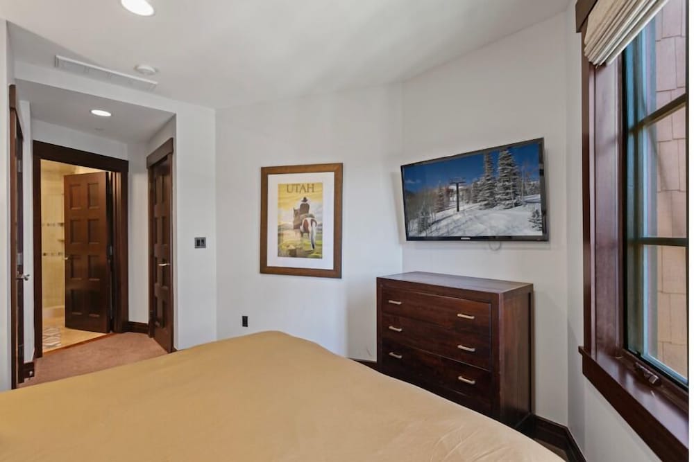 301 - Three Bedroom Flagstaff 3 Condo