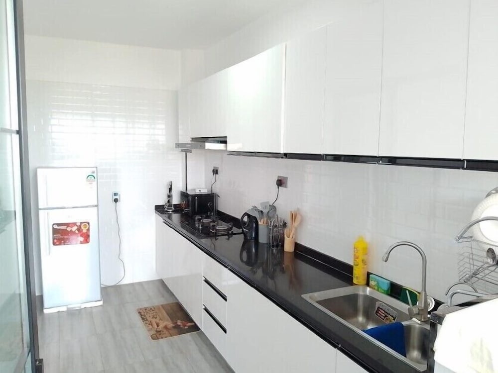 Staroot Residences - Dreamy Retreat