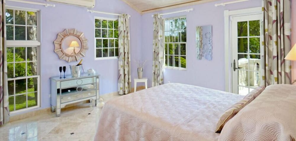Villa Amberley House & Cottage view 5