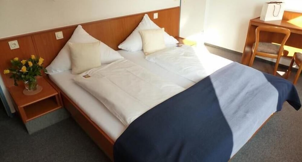 Bielefeld Vacations - Hotel Im Winkel - Property Image 14