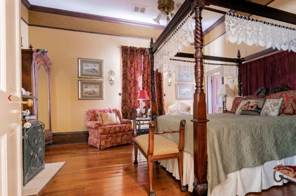 Adams League Historic Inn view 3