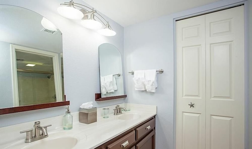 Happy Ours By Signature Vacation Rentals