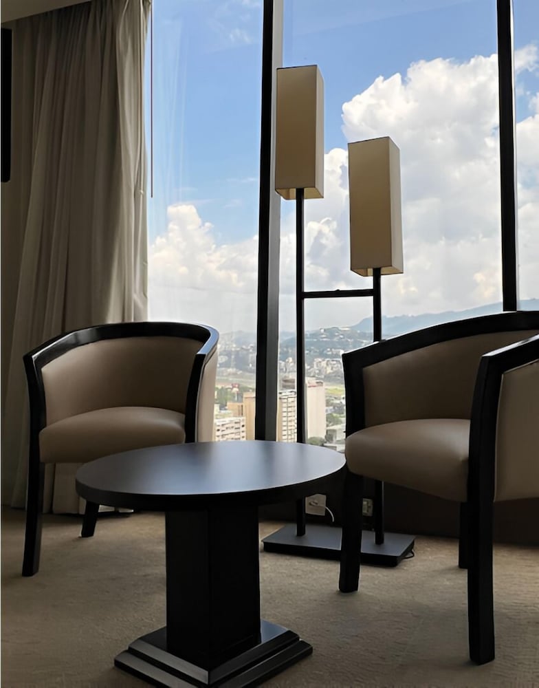 Hotel Chacao Suites